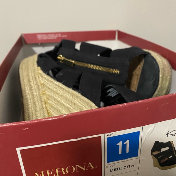 Black Wedges with Gold Hardware - Picture 2 of 6